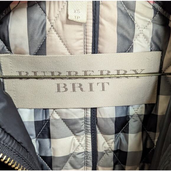 Burberry Brit Quilted Jacket Black Diamond Stitch Gold Hardware Women’s XS - Picture 4 of 6